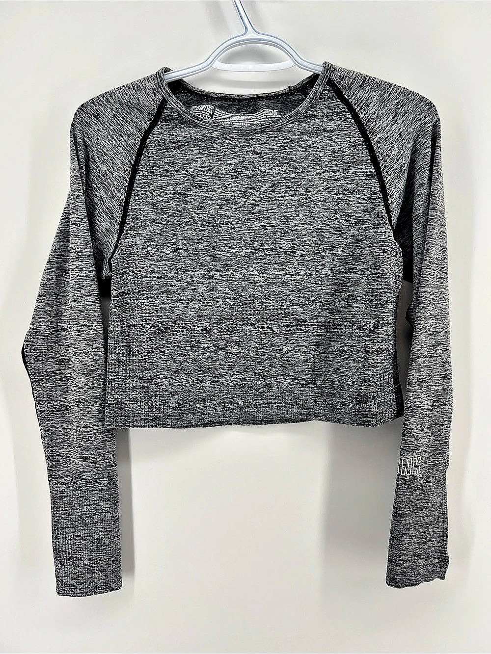 PINK Victoria’s Secret Gray Long Sleeve Athletic Performance Crop Top Size Large